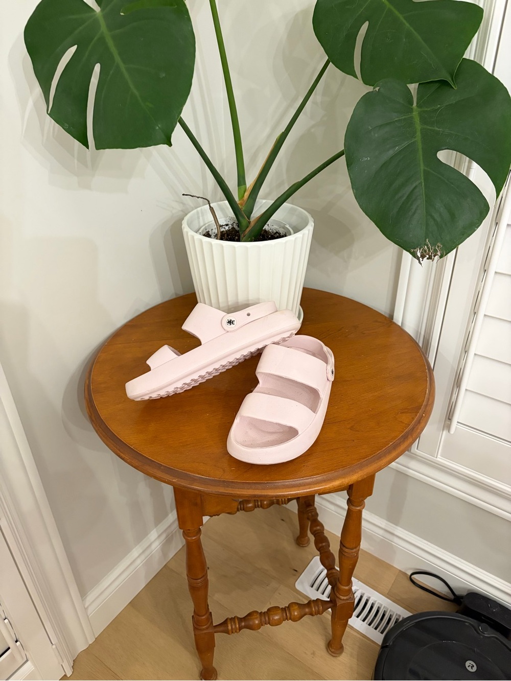 Unbranded Women's Pink Slide Sandals - Cushioned Comfort